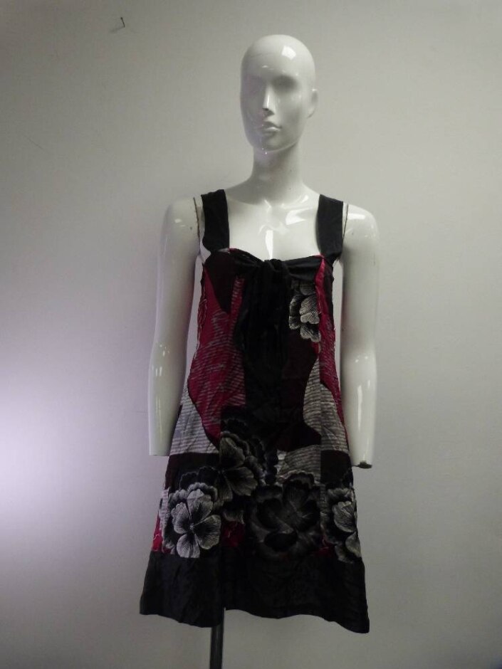 Ted Baker Sleeveless Dress Black & Red Size: 12