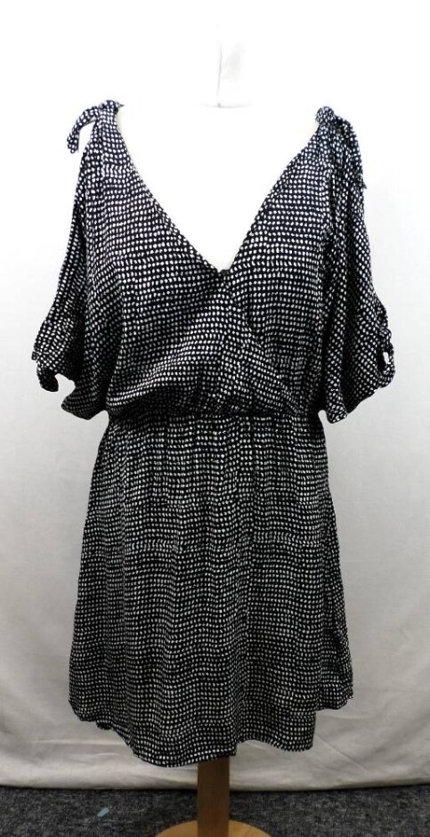 & Other Stories Dress Black & White Size: M