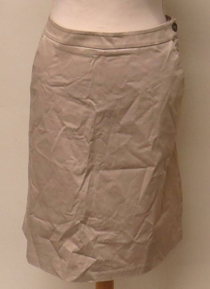 Laura Ashley Skirt Beige Size: 12