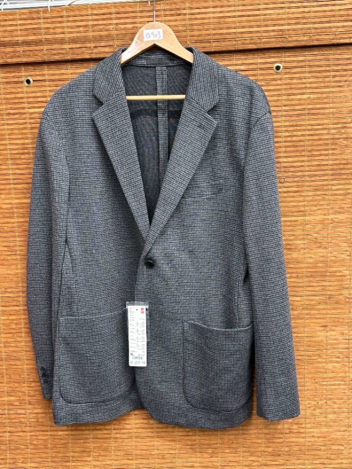 uniqlo  jacket  gray size: xl