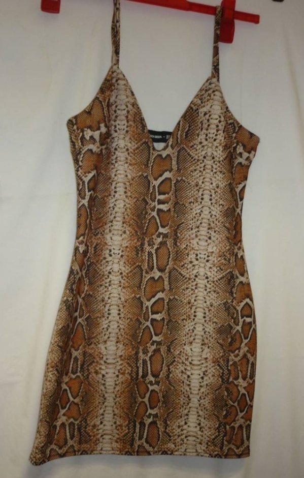 missguided snake print mini dress brown size: 8