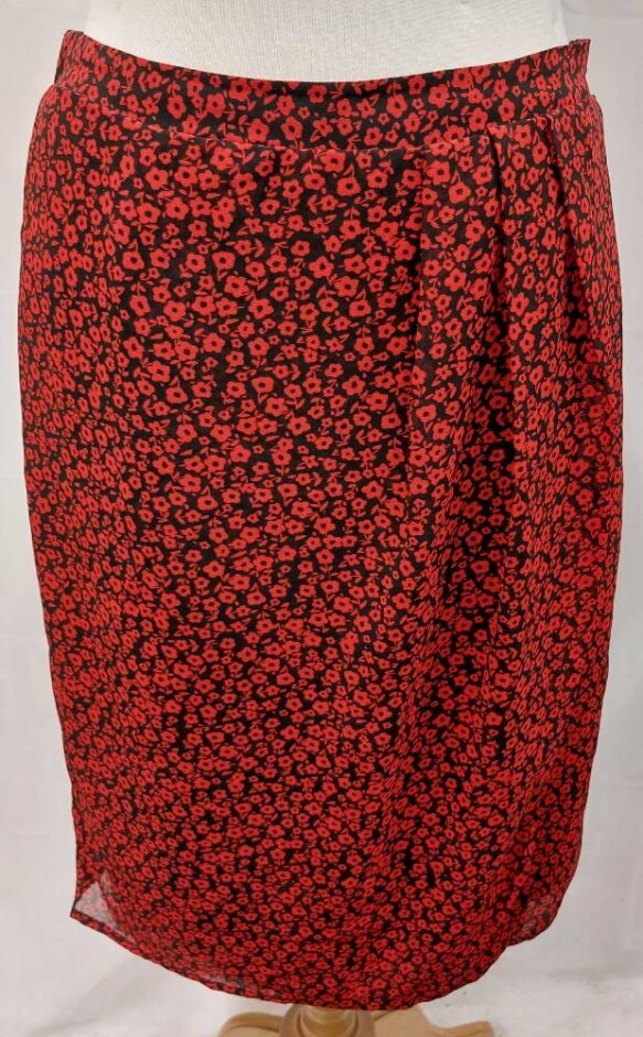 hush wrap style floral midi skirt red & black size: 10