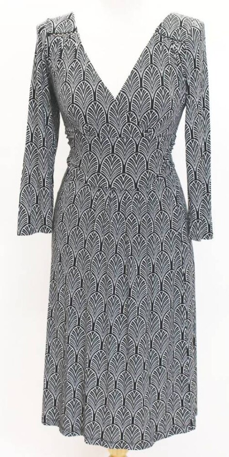 anthropologie maeve long sleeved fitted dress black & white size: s
