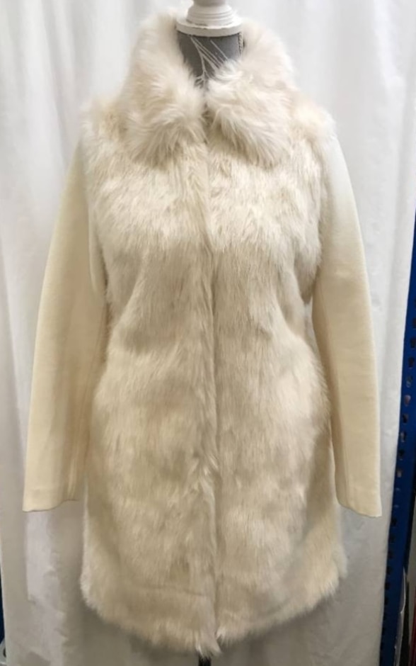 lost ink faux fur coat cream size: m