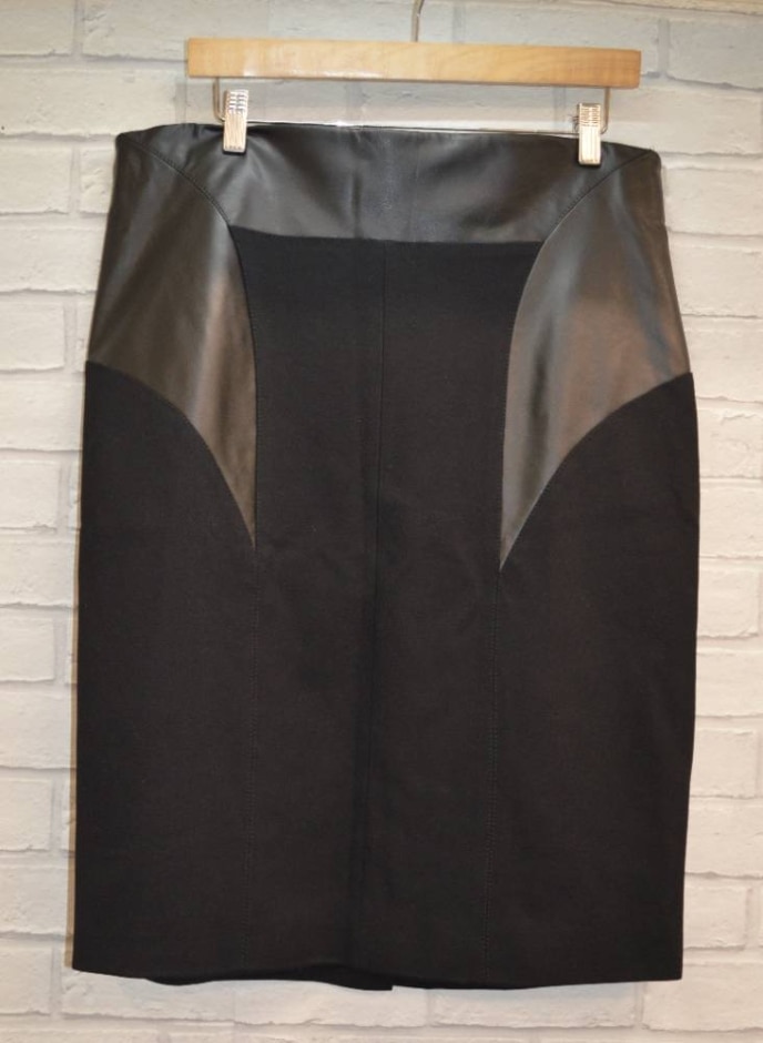 bnwt karen millen faux leather skirt  black size: 18
