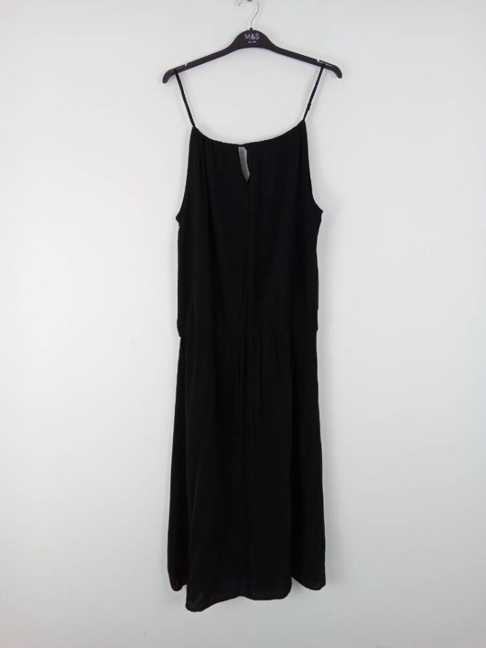 hush  tie waist sleeveless dress  black  size: 16